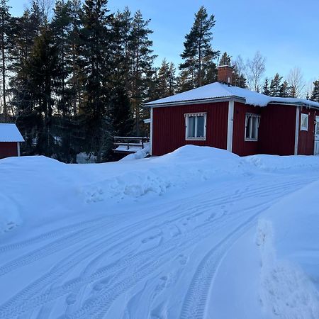 Lillhuset Villa Järbo Exteriör bild